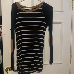 Stripped long sleeve shirt